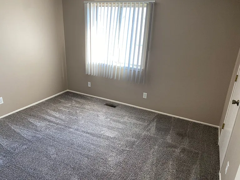 Southdale Square Apartments — Photo 110