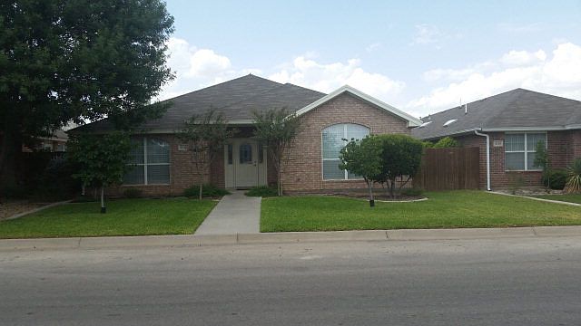 1st image of 4118 Green Meadow Dr