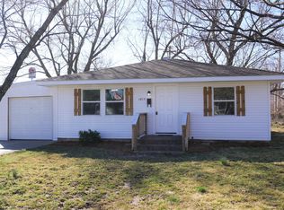 1013 Walnut Ter, Mount Vernon, MO 65712