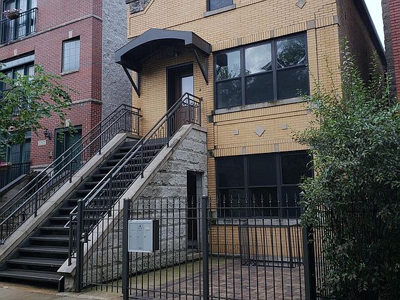 5th image of 2214 N Seeley Ave #2