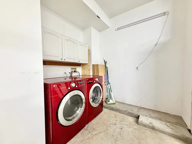 26805 China Dr — Photo 33