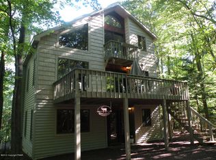 308 Skye Dr, Lake Harmony, PA 18624