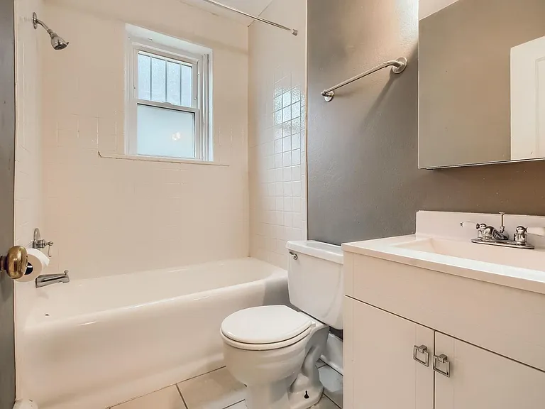 1275 N Clarkson St #1 — Photo 18