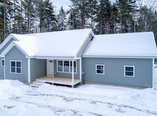 12 Spruce Knoll Rd, Wiscasset, ME 04578