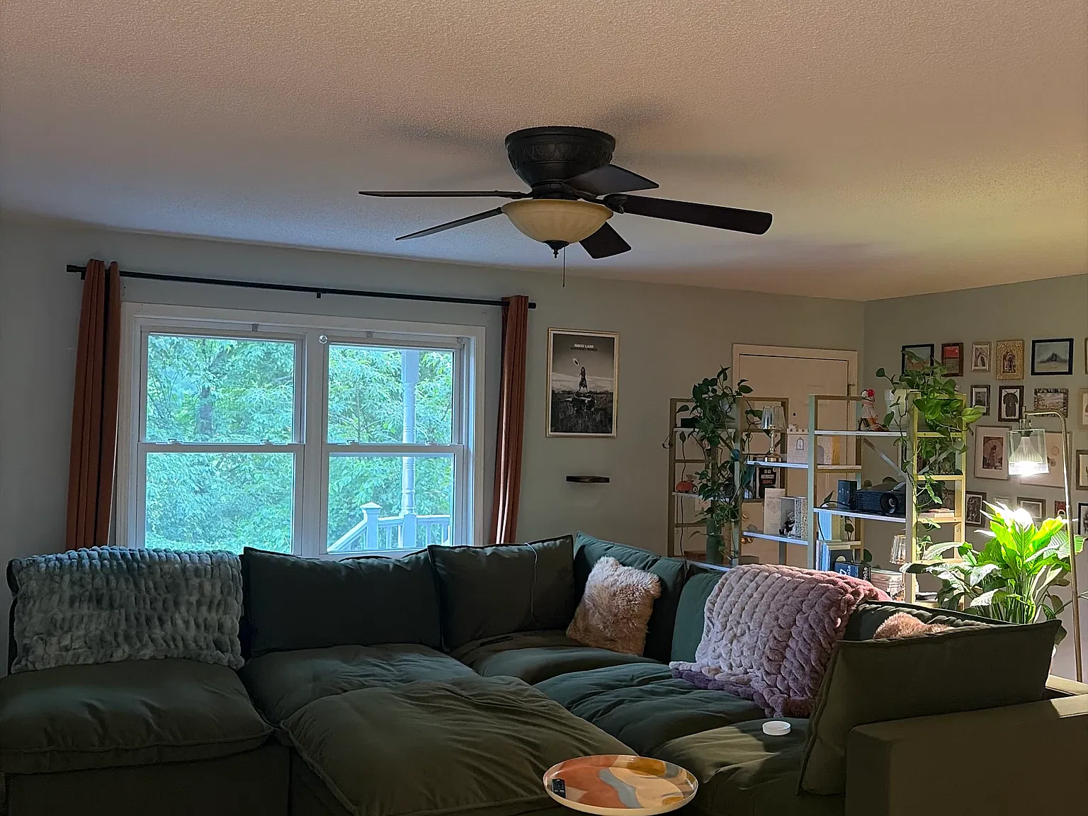 3 bed, 1828 sqft, $2,400 — Photo 3