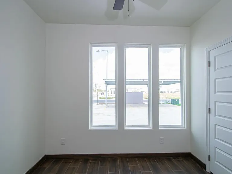 3012 W Sandlewood St — Photo 27