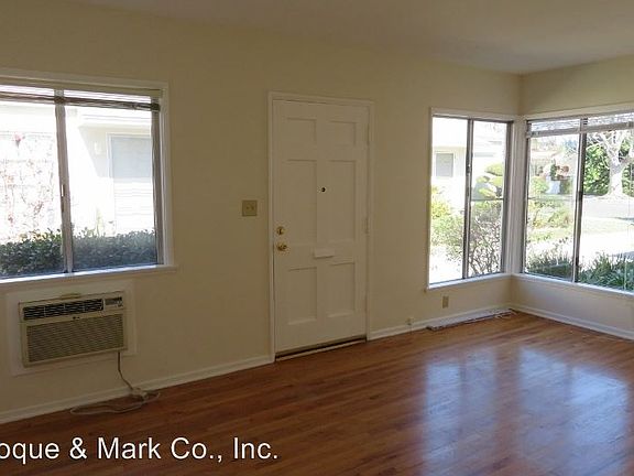 5th image of 2051 Butler Ave