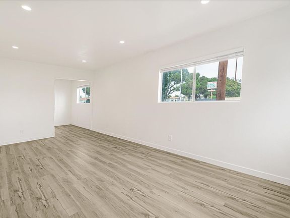 2nd image of 13406 S Vermont Ave APT 1
