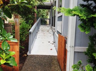 14960 S Blue Vista Dr, Oregon City, OR 97045