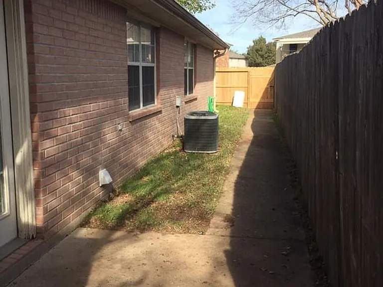 606 Corregidor — Photo 11