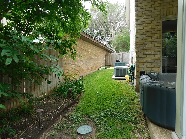 2639 Country Square St — Photo 19