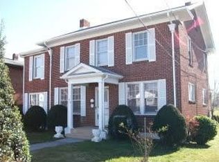 413 Fieldale Rd NE, Roanoke, VA 24012