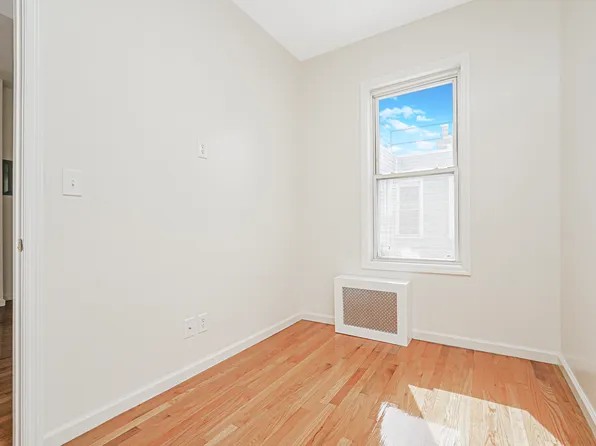 599 18th Street image 25 of 44