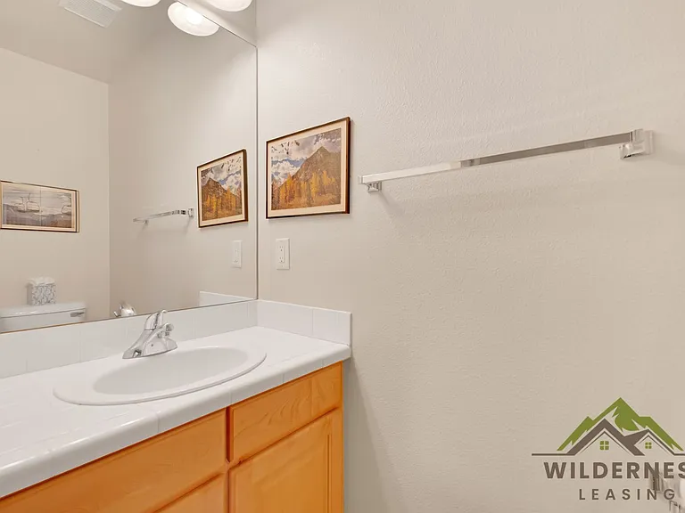 729B Meadow Dr — Photo 22