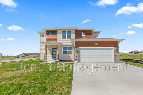6910 Stony Point Dr Photo 1