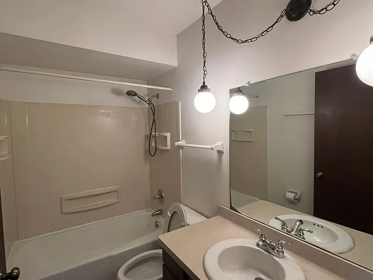 857 S Imperial Dr — Photo 8