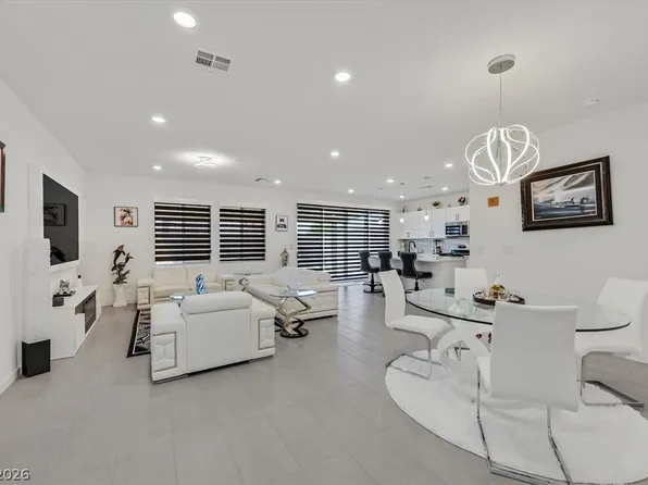 2933 Little Current Rd, North Las Vegas, NV 89086