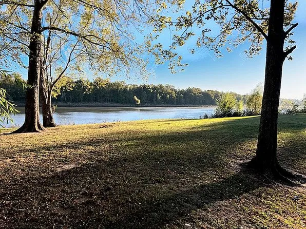 2071 Atchafalaya River Hwy, Breaux Bridge, LA 70517