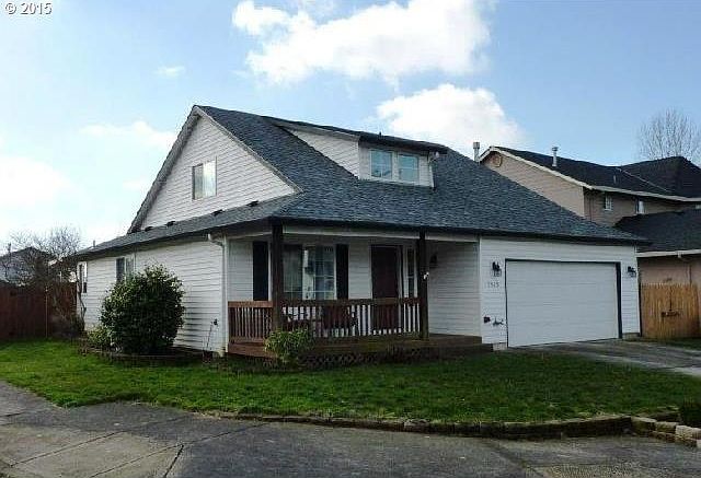 1st image of 5325 NE 70th Cir