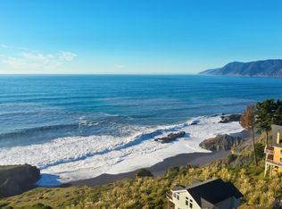 7 Seaview Point, Whitethorn, CA 95589