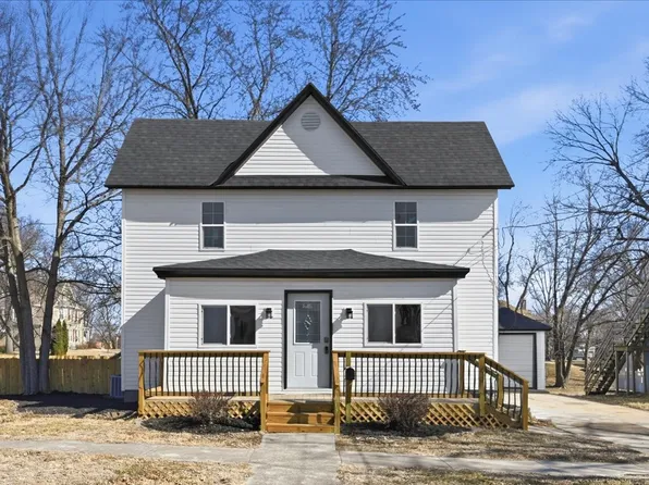 221 N 19th St, Clarinda, IA 51632