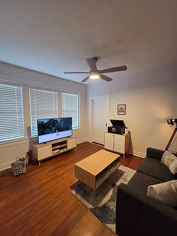 1 bed, 600 sqft, $1,500 — Photo 3