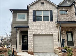 3128 Meadowstone Ln, Atlanta, GA 30331