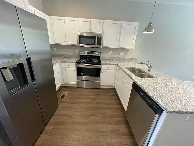 255 Research Dr — Photo 12