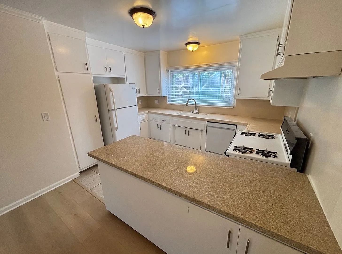 8330 LLC property — Photo 3