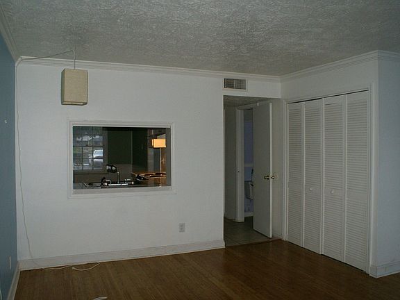 3rd image of 2549 Cedar Cypress Ct