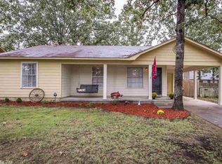 121 Greentree Rd, Sherwood, AR 72120