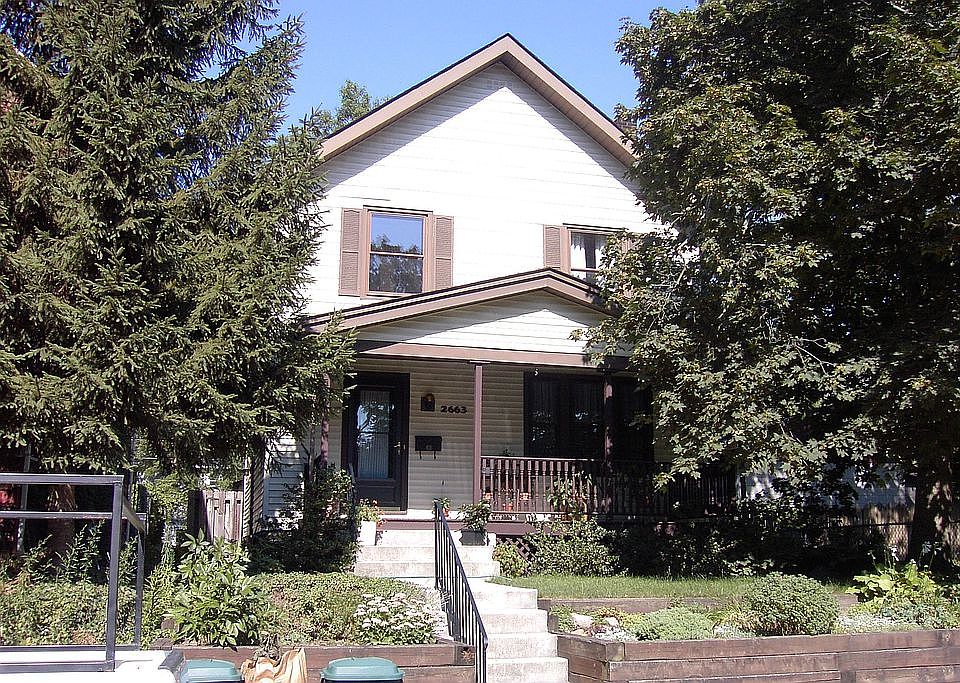 1st image of 2663 Glenmawr Ave