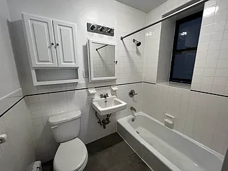 Rented by Salon Realty Corp