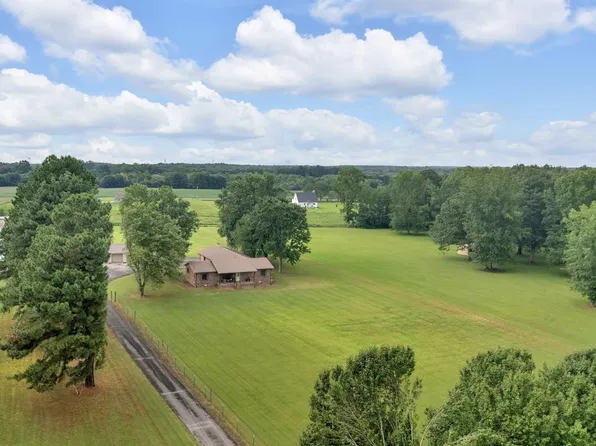 93 Jean Dr, Tullahoma, TN 37388