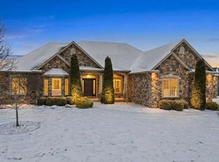 13725 Lurrey Pass, Fort Wayne, IN 46845