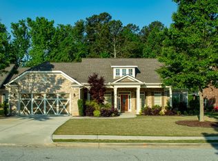 2597 Misty Rose Ln, Loganville, GA 30052