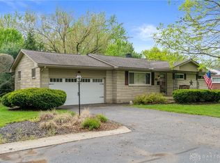 4195 N Linda Dr, Bellbrook, OH 45305