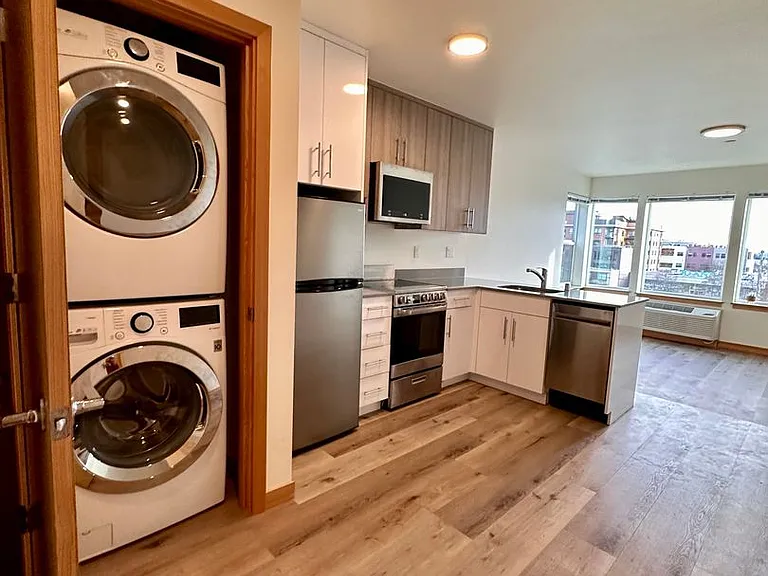 Ballard 58 — Photo 22