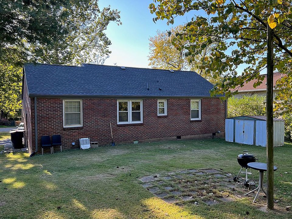 2nd image of 2206 Larimore Dr