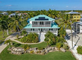 2209 Macadamia St, Saint James City, FL 33956