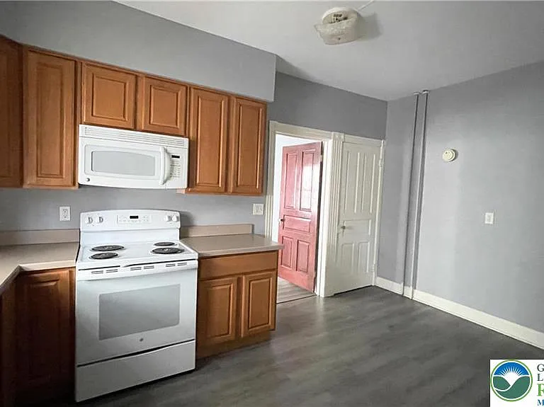 330 E Goepp St #1 — Photo 2