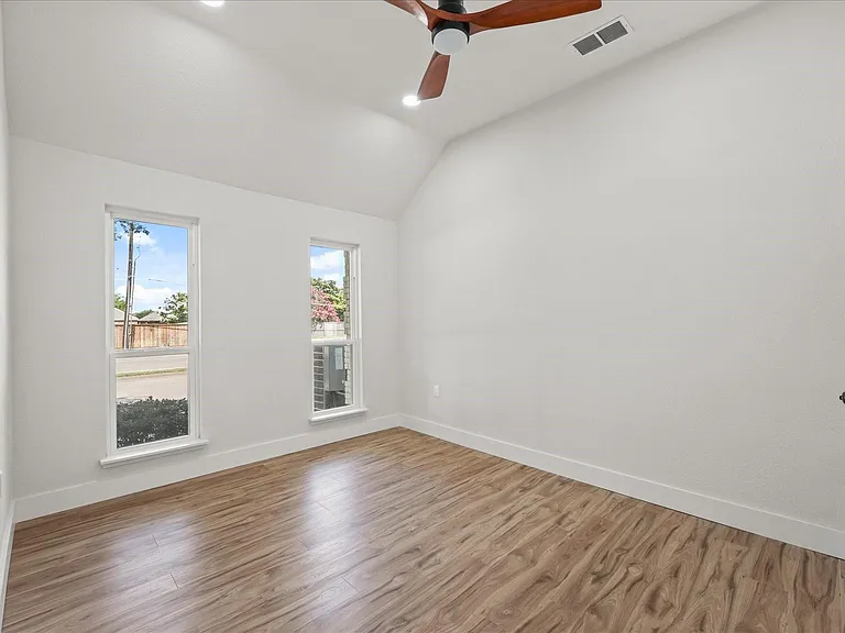 7103 Blythdale Dr — Photo 27