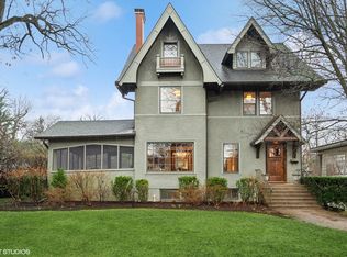 306 Oxford Rd, Kenilworth, IL 60043