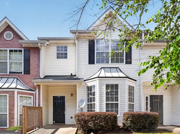 1471 Riverrock Trl, Riverdale, GA 30296