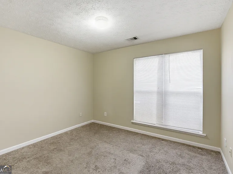 5420 Yellow Pine Dr — Photo 11
