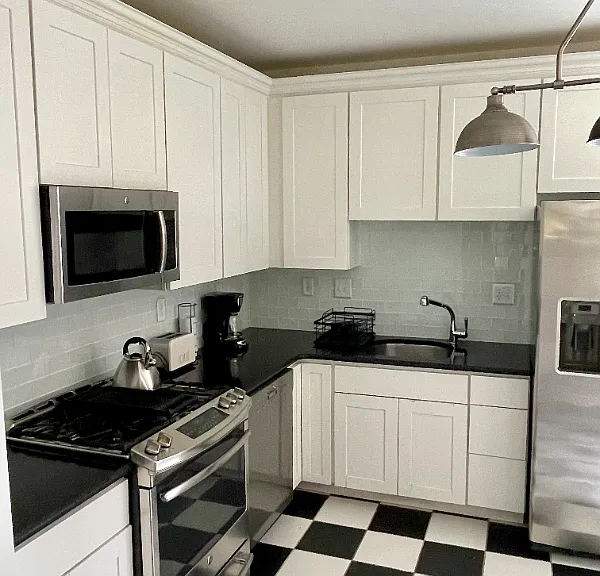 1519 W 14th St — Photo 10
