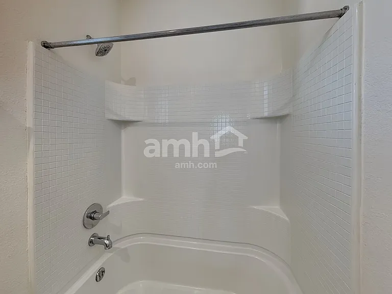 2718 Meadowood Hts — Photo 15