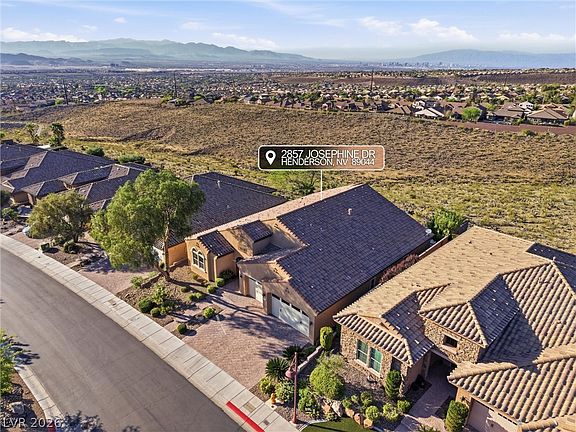 4th image of 2857 Josephine Dr