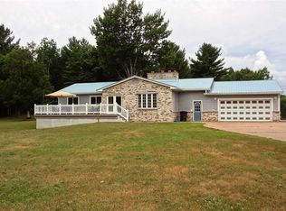 17 Roses Ct, Marquette, MI 49855