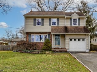 10 Montrose Ave, Fanwood, NJ 07023